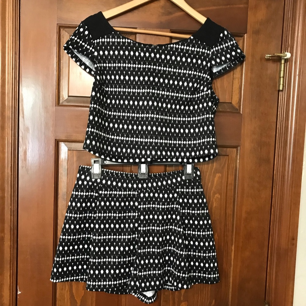 Jessica Simpson Two-Piece Set